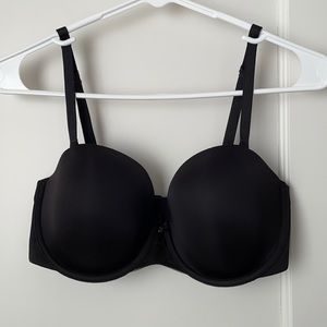 Victoria’s Secret Strapless bra